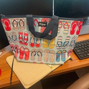 Thirty-one Thermal Tote in Fun Flops